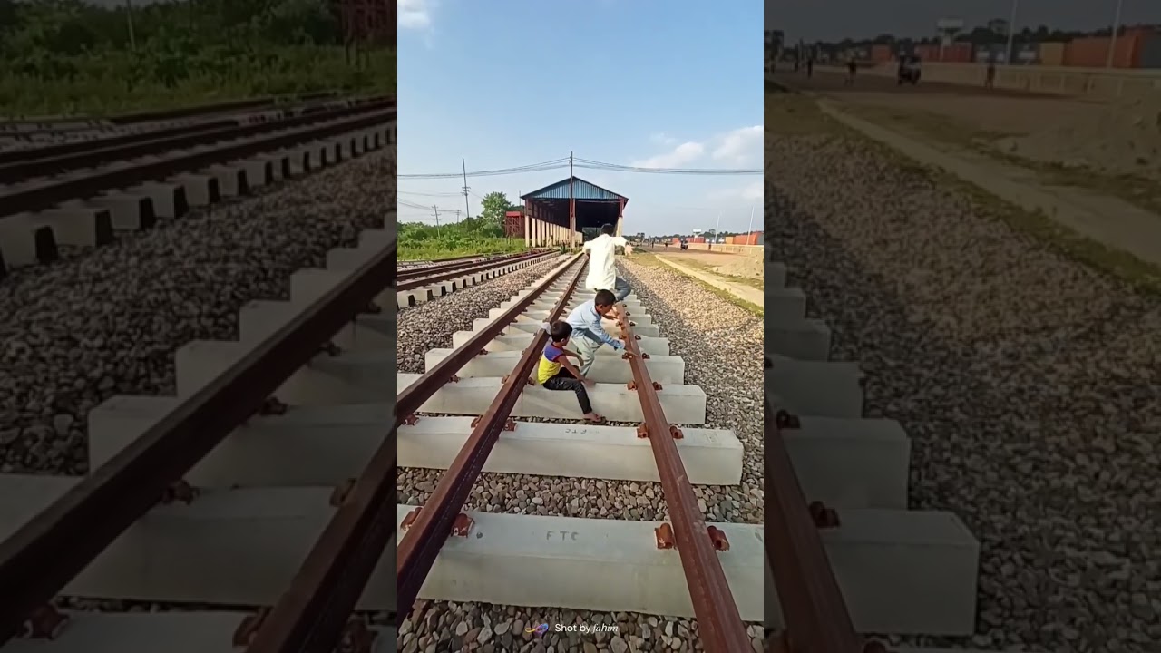 train horan prank video 2022|#shorts #trainhornprank #travelvlog #vairal #EF Fahim Ahmed