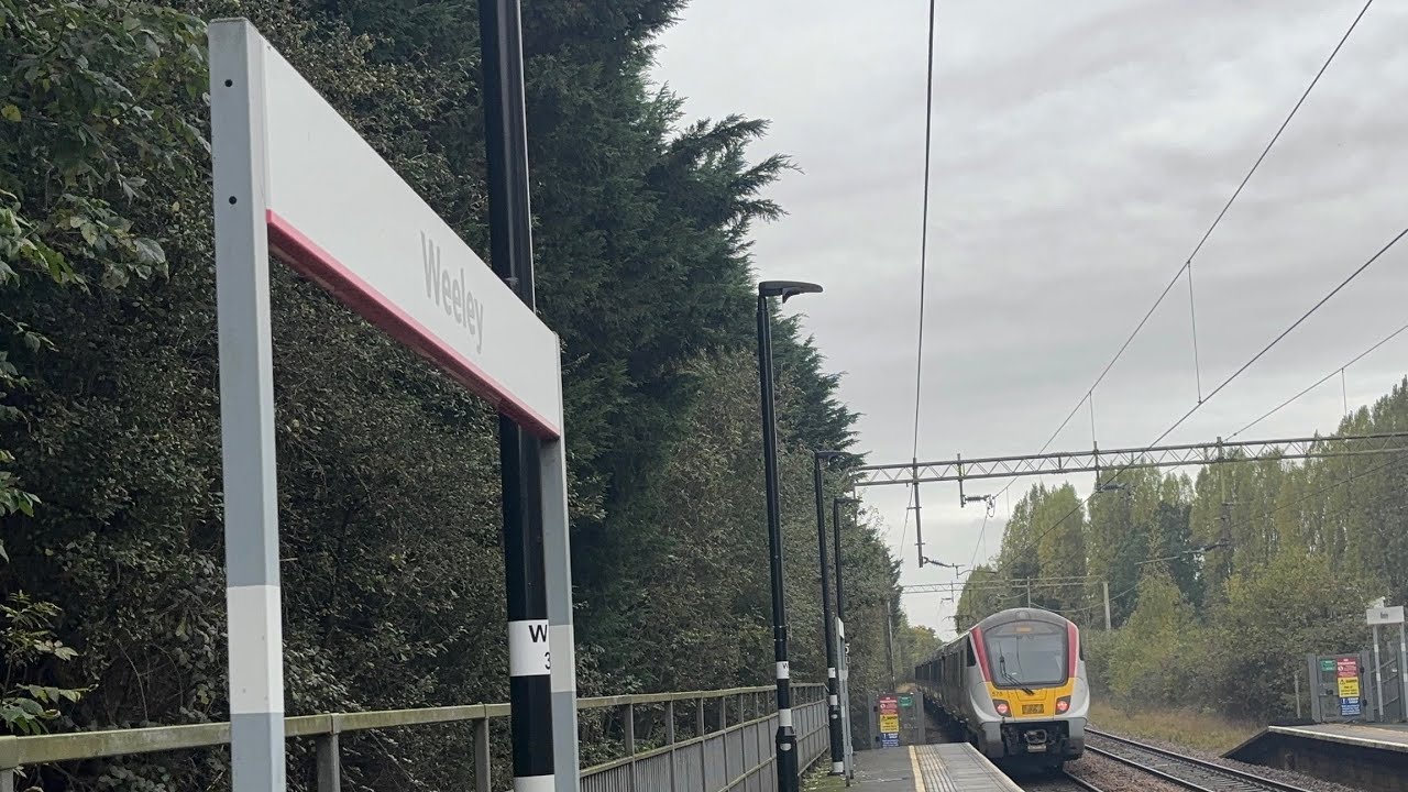 Weeley Railway Station | Trains at and a tour of the station | 28/10/2024