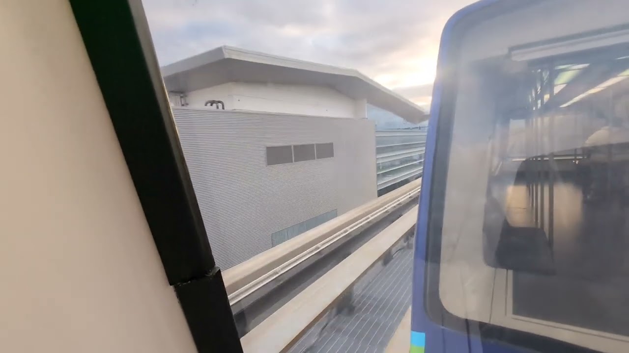 High-Speed Skyway Train Ride to Terminal D/E from Terminal A @ George Bush Intercontinental Airport
