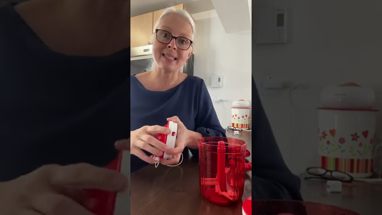 Je te présente les différents Hachoirs tupperware, extra chef, supersonic géant