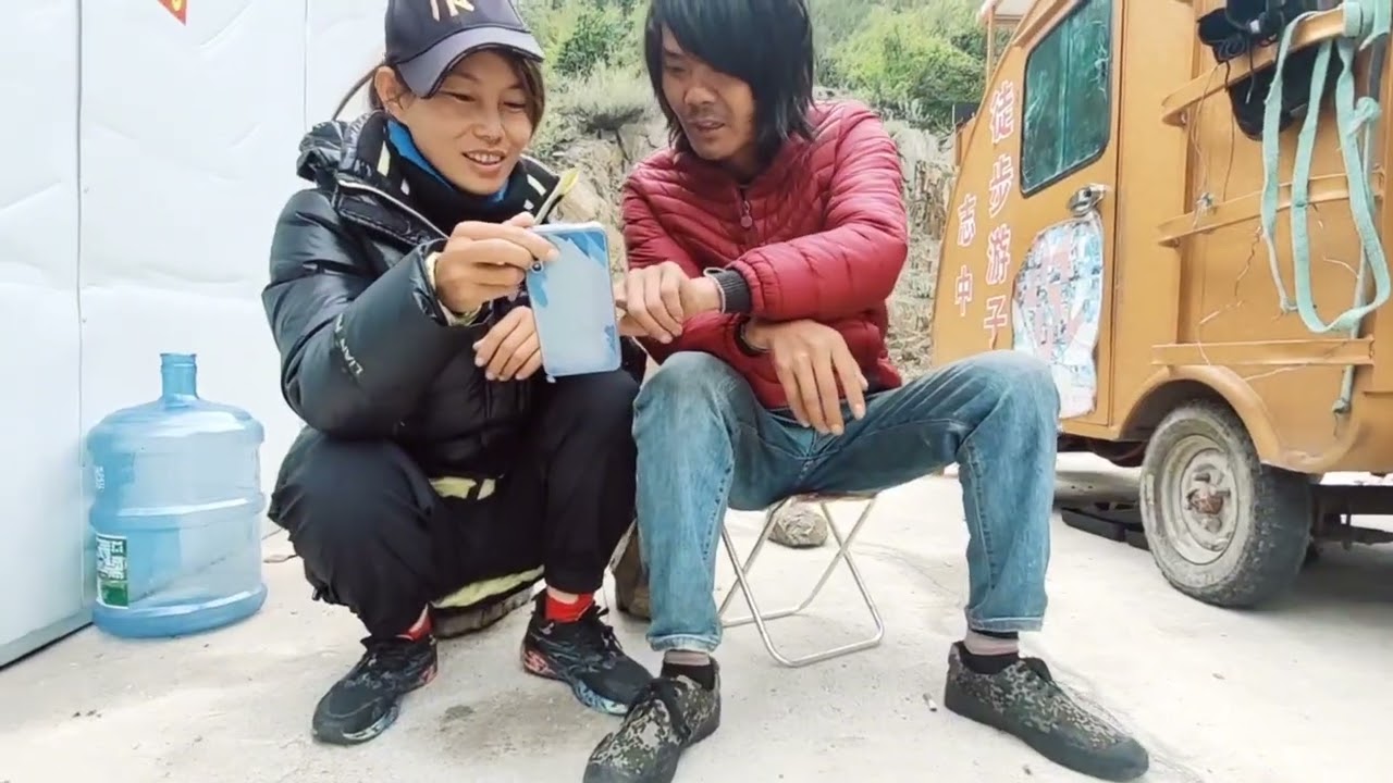 拉萨五块哥，三亚之恋，是什么又让他重走318之路 #徒步 #户外 #采访现场