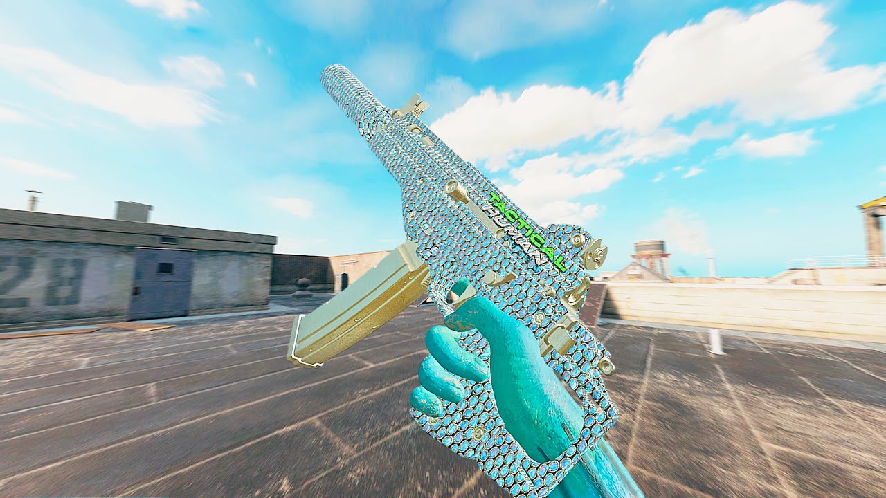 The NEW LC-10 SMG Meta on Rebirth Island 👑