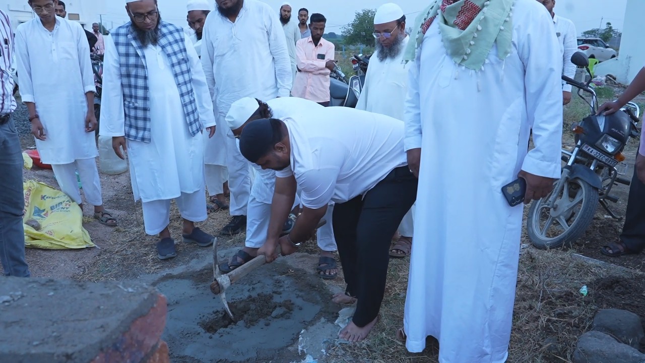 SANGE BUNIYAD MASJID E REHAN AT DECCAN COLONY NEAR INAMDAR COLLEGE HAGARGA ROAD KALABURAGI