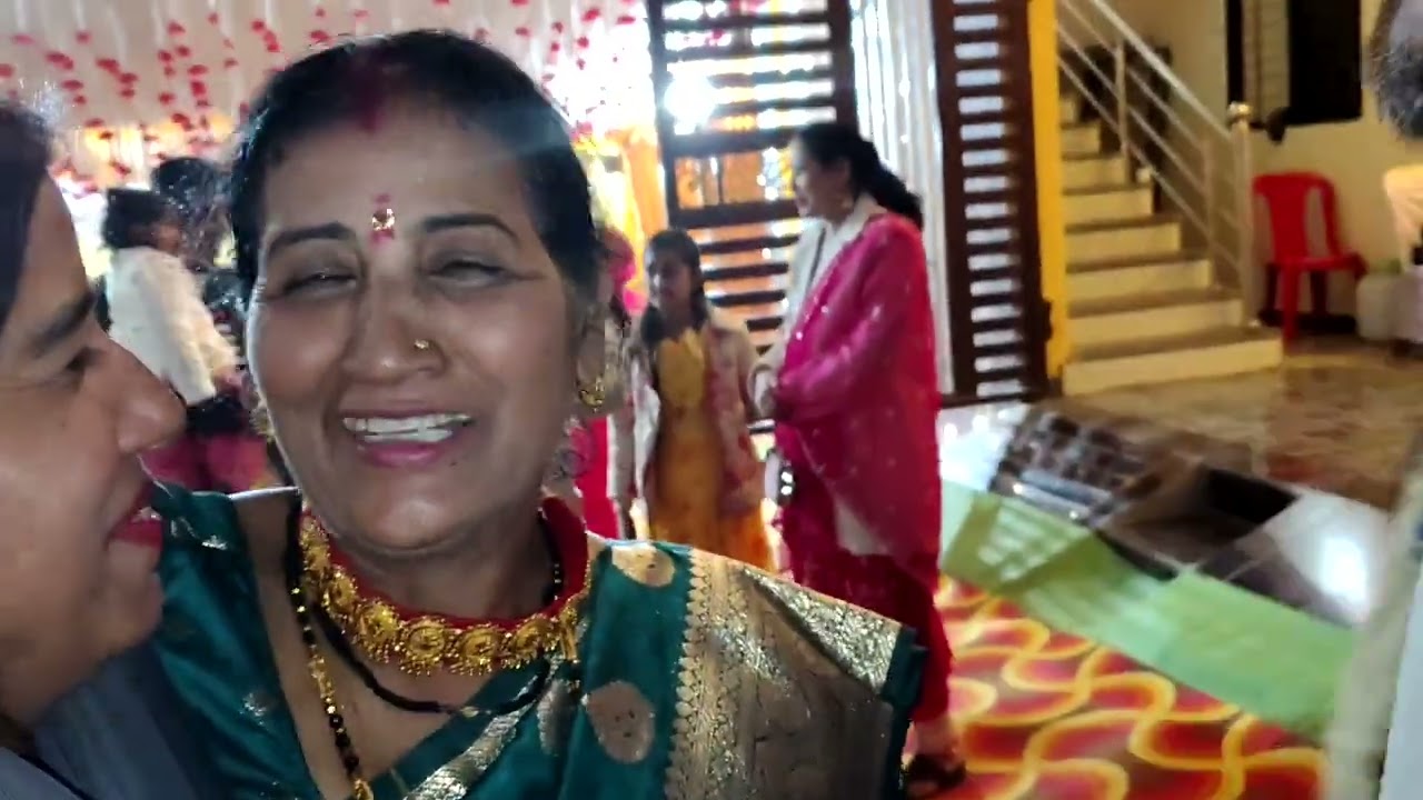 Basanti Panchami Main Kari Ghar Ke Darwajo Ki Pooja 🌿🌿🌿 Party Main Bachho Ke Sathe Kiya Dance 🩰🩰💃💃🕺