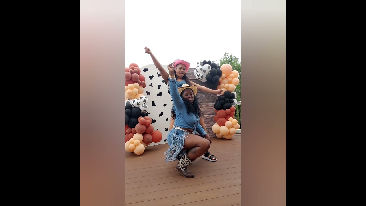 DIY Hoedown THEMED party