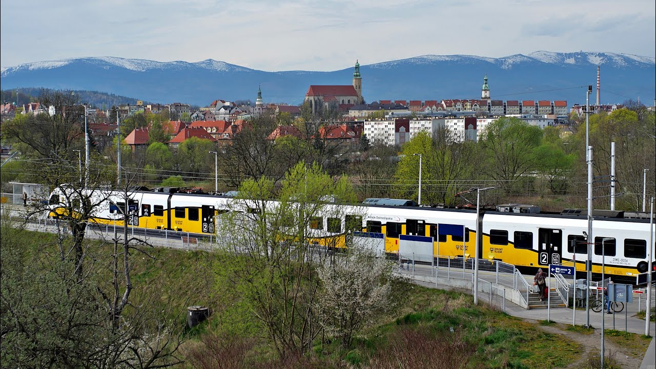 Jelenia Góra wiosną (4K)