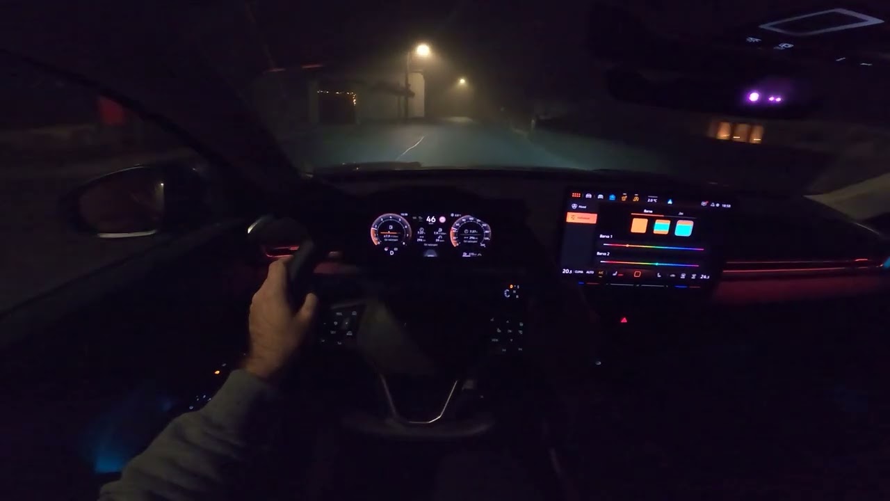 2025 Volkswagen T-ROC 1,5 eTSI DSG | new generation | POV driving at night and fog