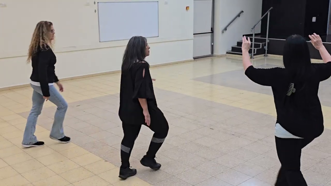 תפילת המים - Tfilat Ha'Mayim - ריקוד מעגל