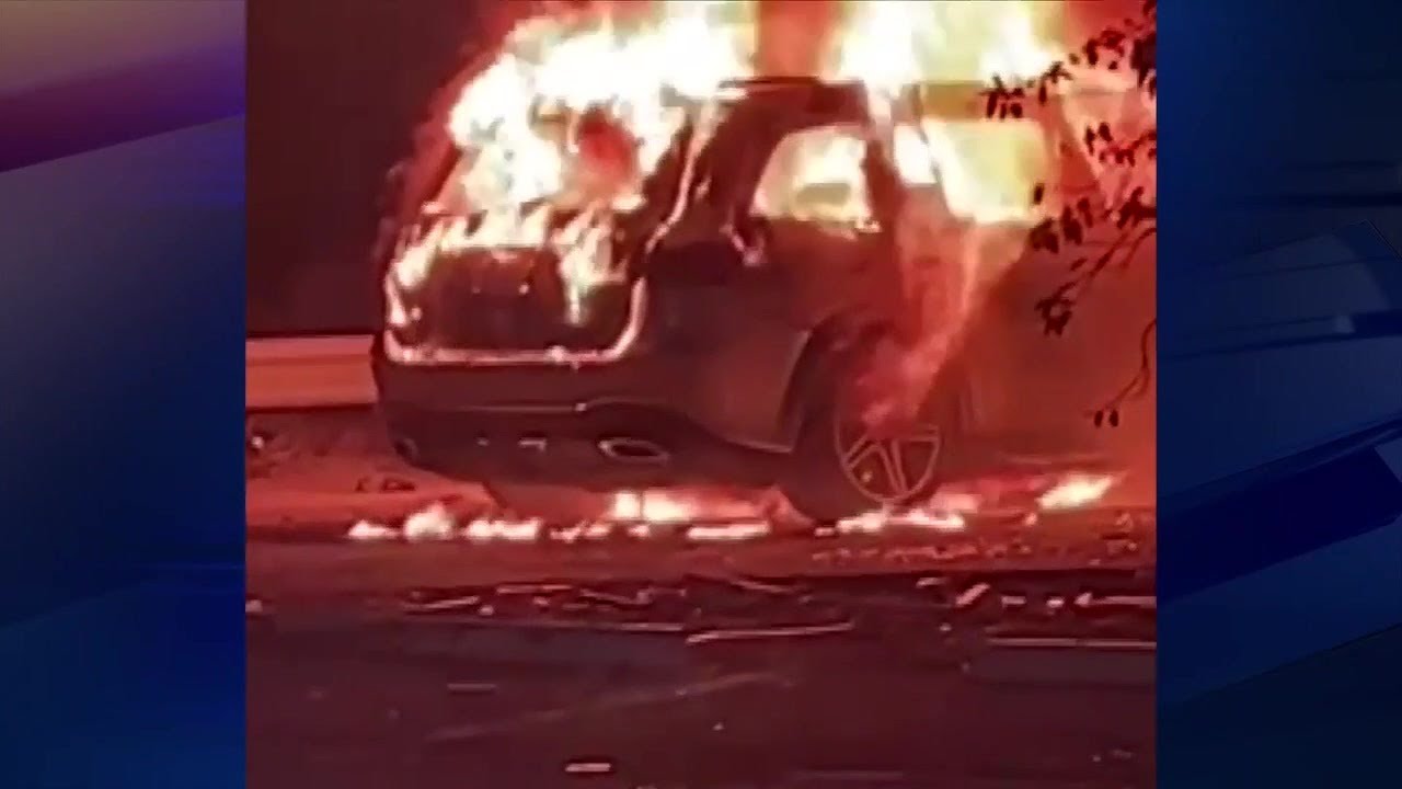 Body found after firefighters extinguish car fire in Pompano Beach