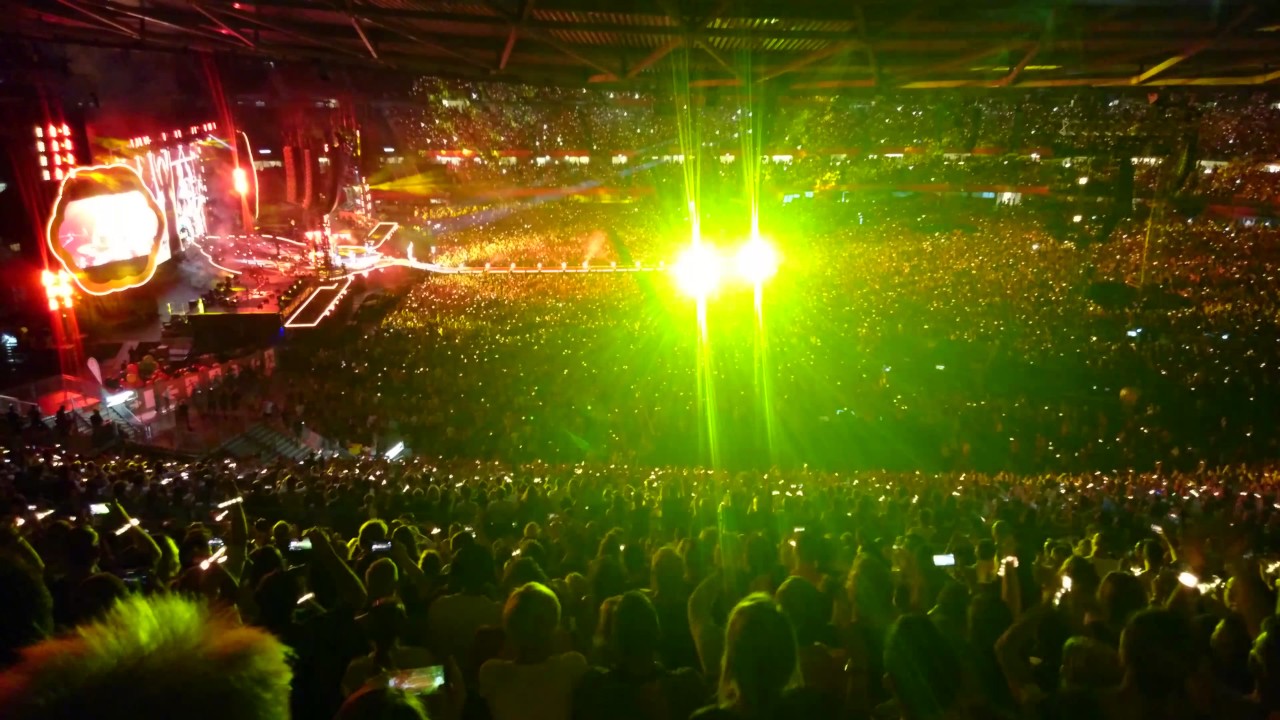 Coldplay - Fix You (Live Vienna, 4K)