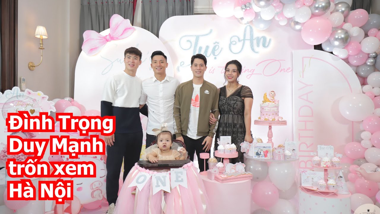 Đình Trọng, Duy Mạnh bỏ xem Hà Nội thi đấu đến tham dự sinh nhật con gái Bùi Tiến Dũng| Báo Dân Việt