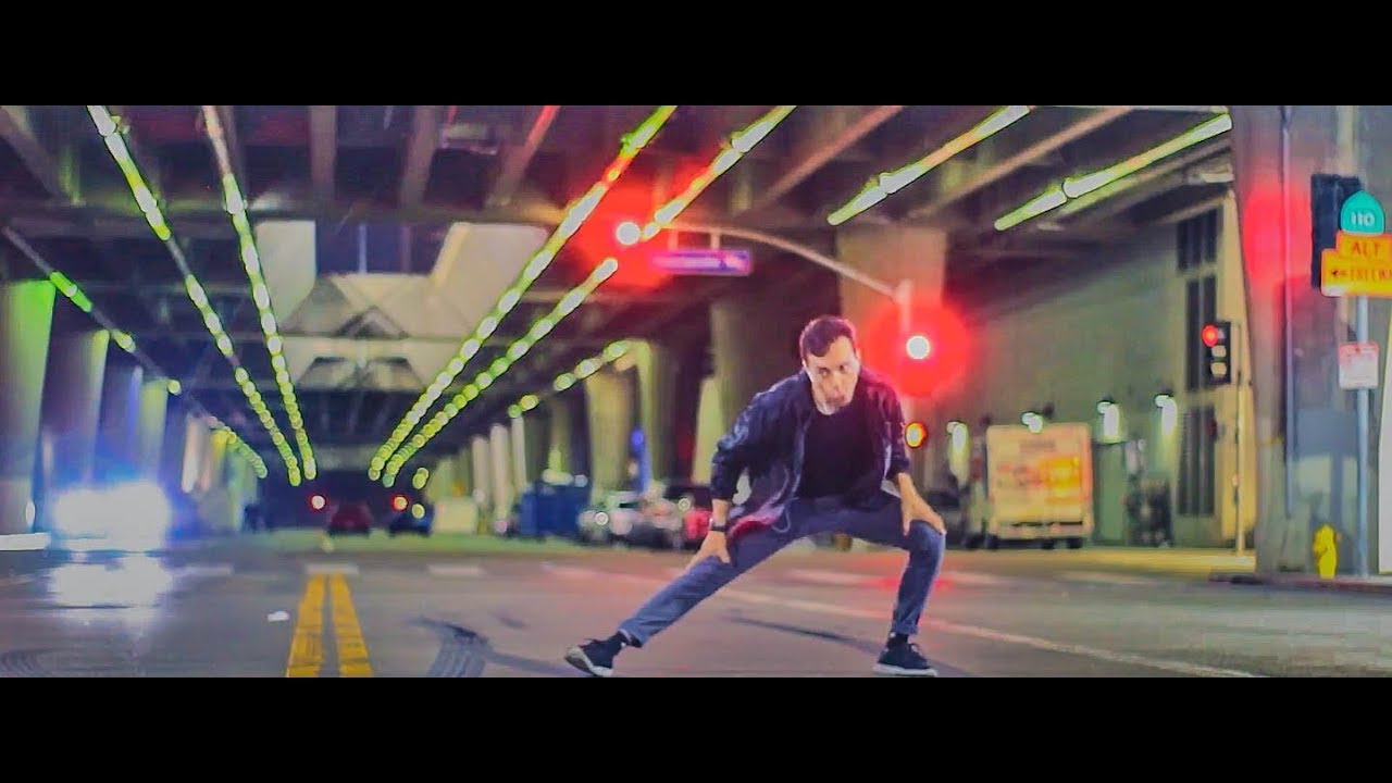 NIGHT CRAWLER