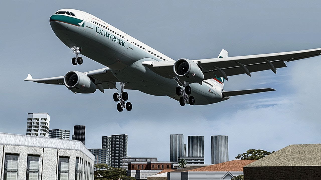 Terrifying Moments as Both Engines Failed on Approach to Hong Kong | Cathay Pacific Flight 780
