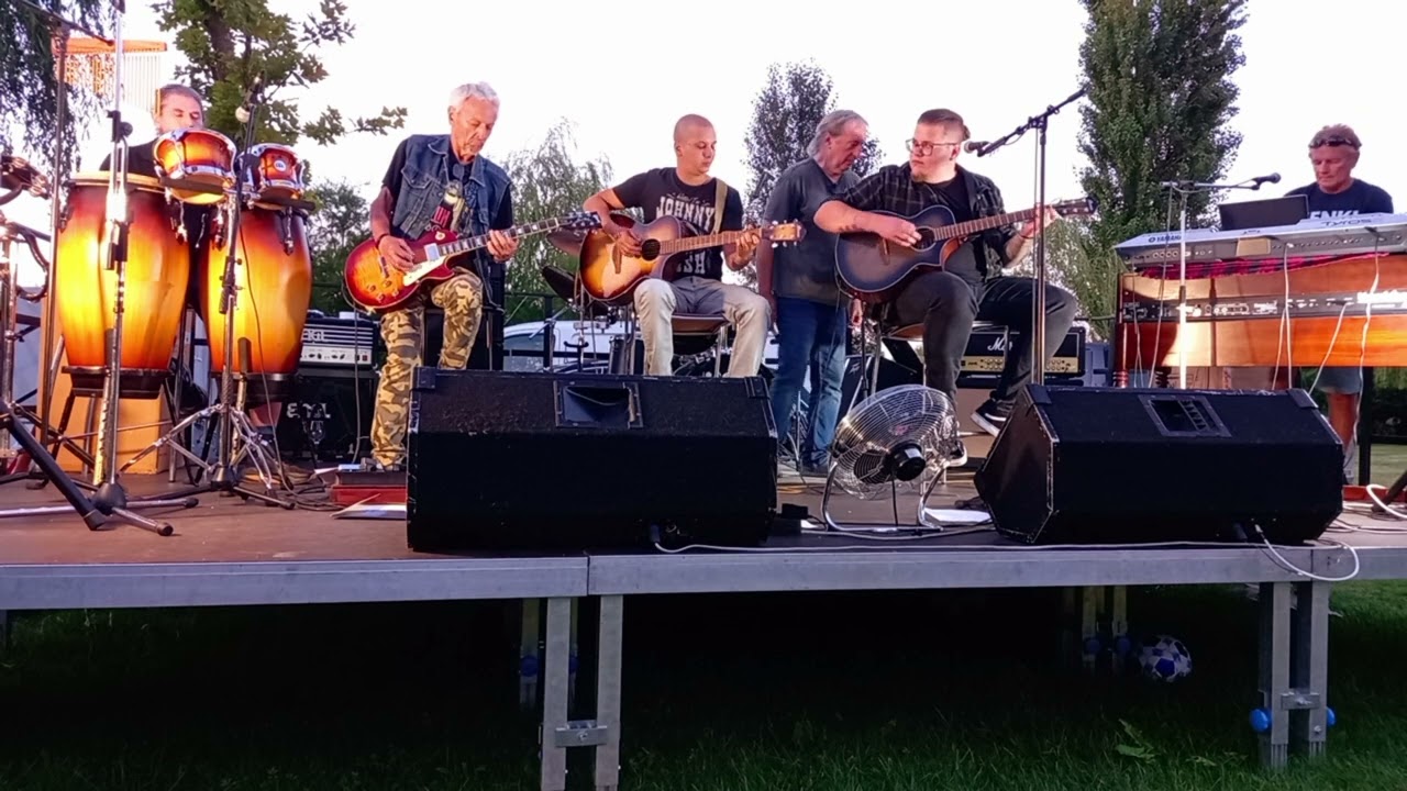 Awarock akusztik - Bájoló