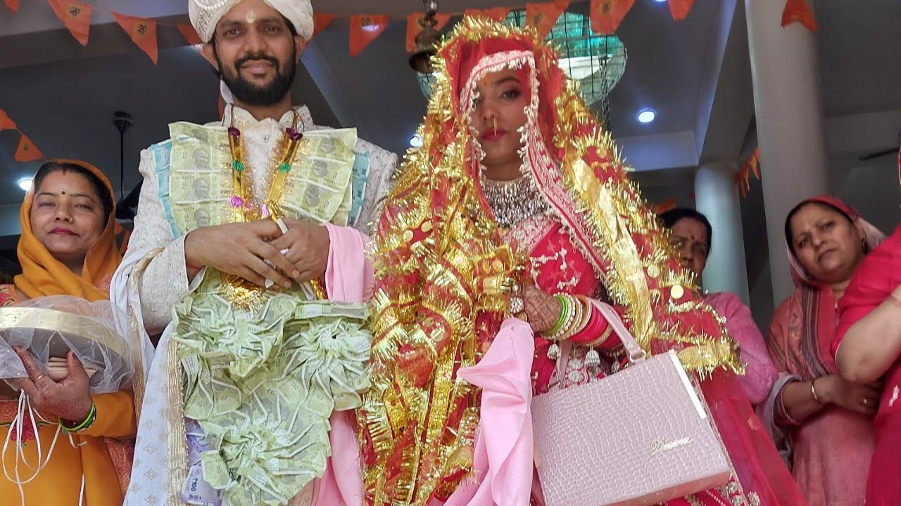 कंगना खिलाई सोटी मार रस्म अंकित की शादी में 🎊🎊