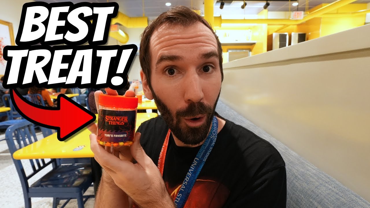 We Ate The BEST Food Items At Halloween Horror Nights!