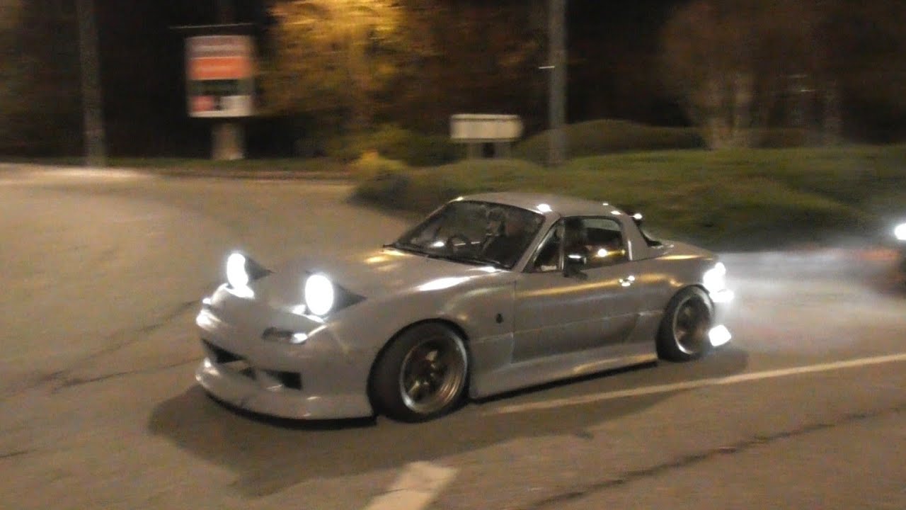 Cars going FULL SEND at the Modified scene UK meet