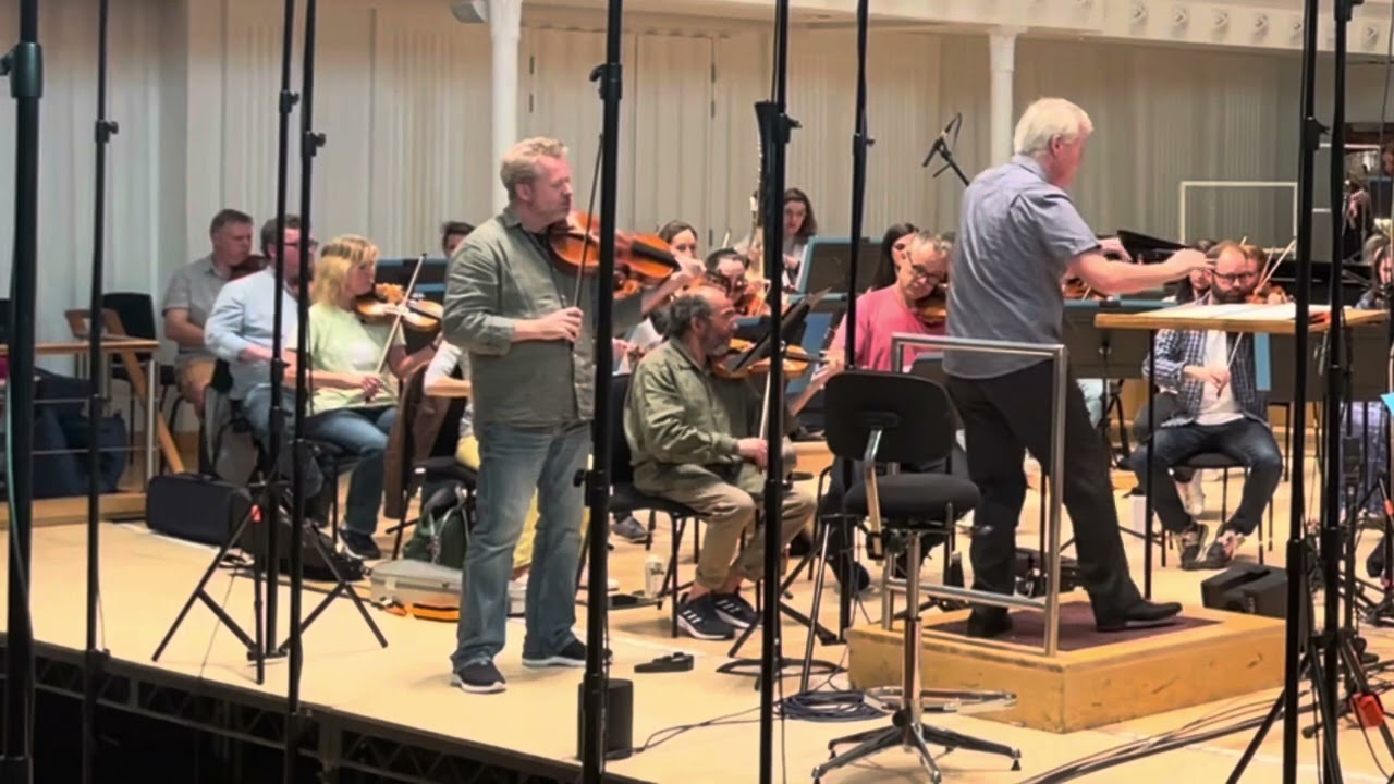 Horizons for Viola and Orchestra