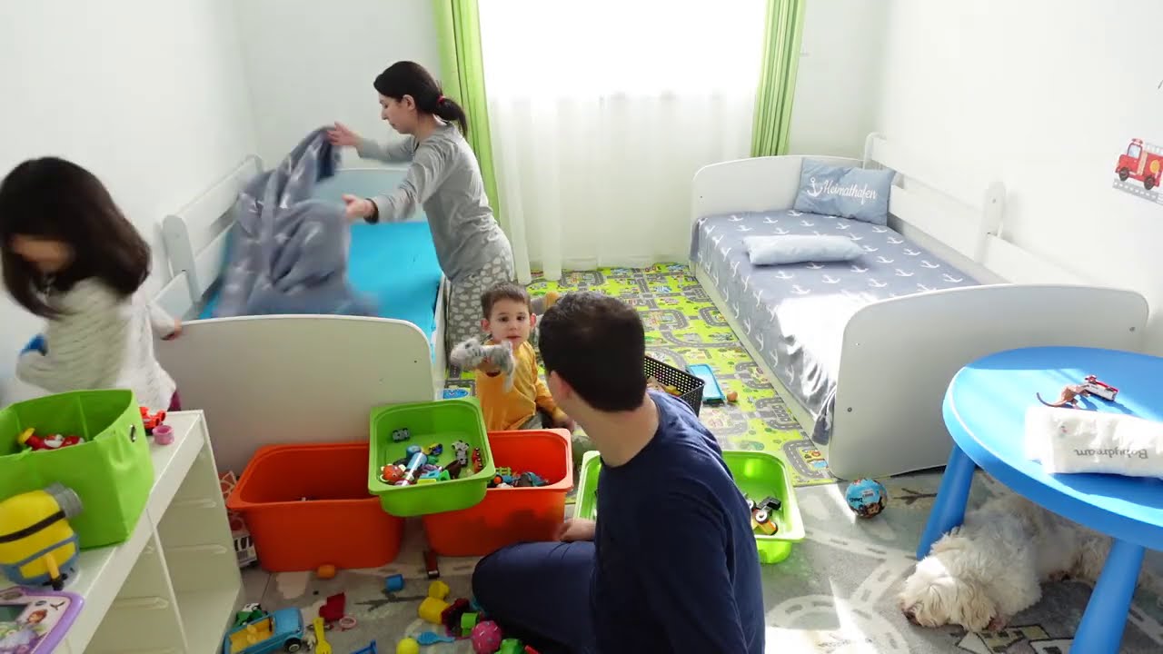 Curățenie în familie (2021) | Raluca Gheorghe