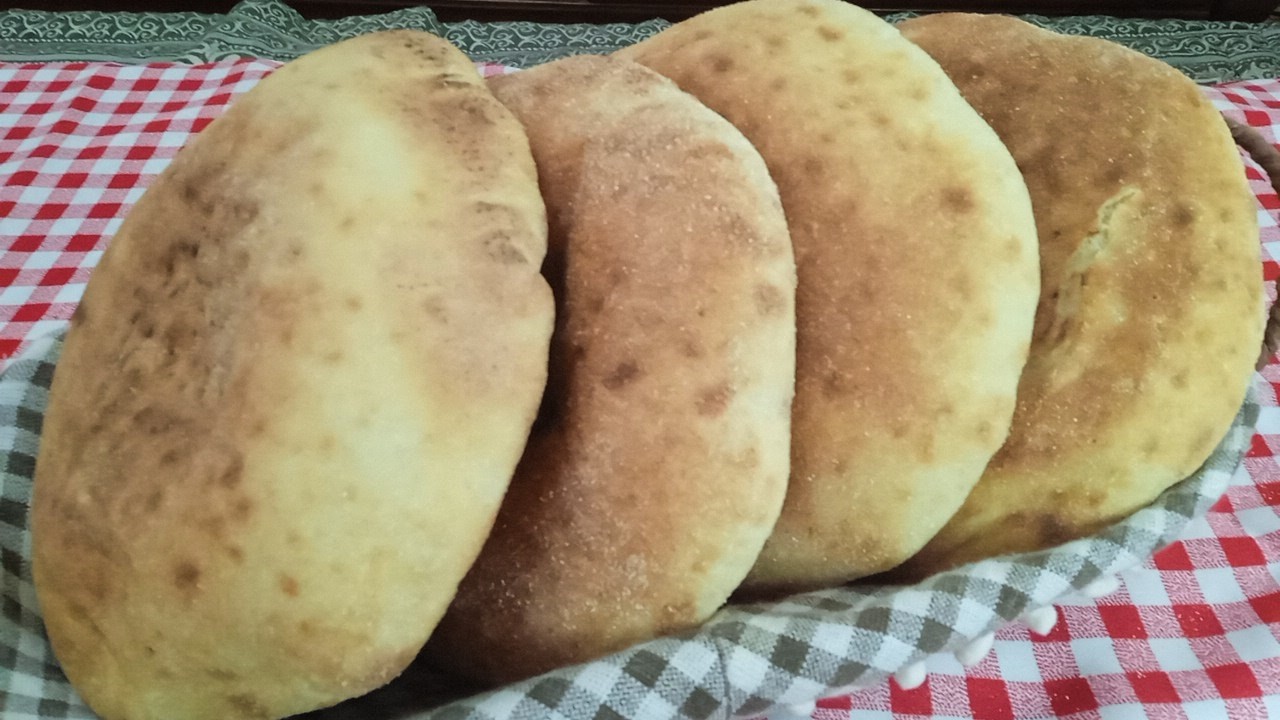 مطلوع السميد 🥖 الخبز المطلوع المنفوخ الفارغ من الداخل خفيف بطريقة التقليدية ومكونات بسيطة