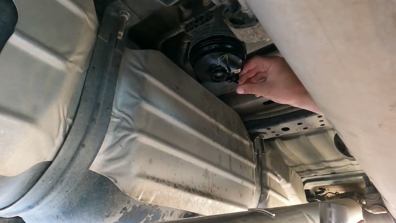 2019 Ram 2500 6.7 Diesel Fuel Filter Replacement and prime,how to