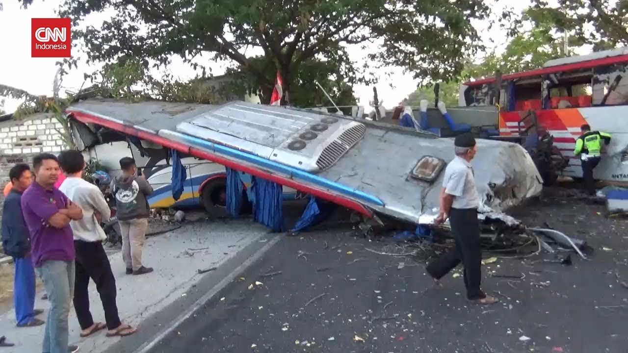 Kecelakaan Adu Banteng Bus Eka vs Sugeng Rahayu, 3 Orang Tewas