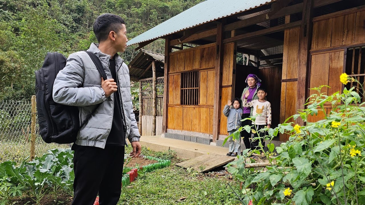 The breakup between the single mother and the young man. Pu decided to go work far away.