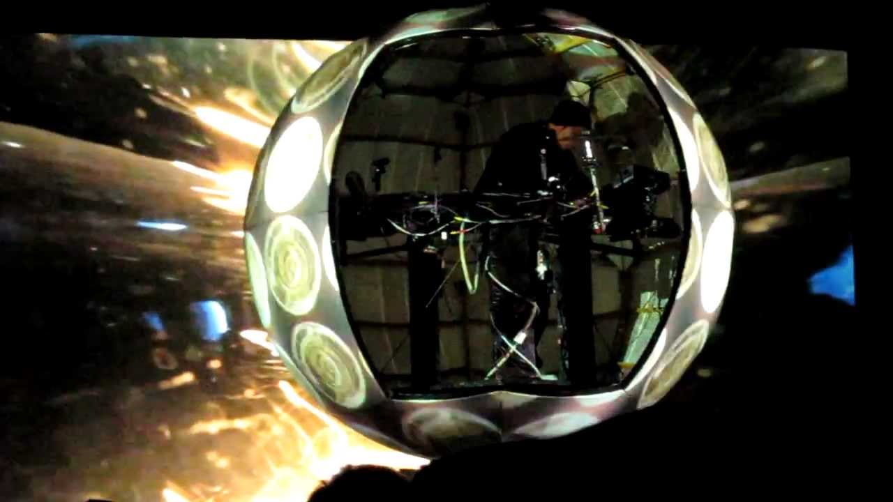 DJ Shadow - Live At The Shadowsphere 3/3 - Splendour, Brisbane, Australia (Jul 29, 2011)