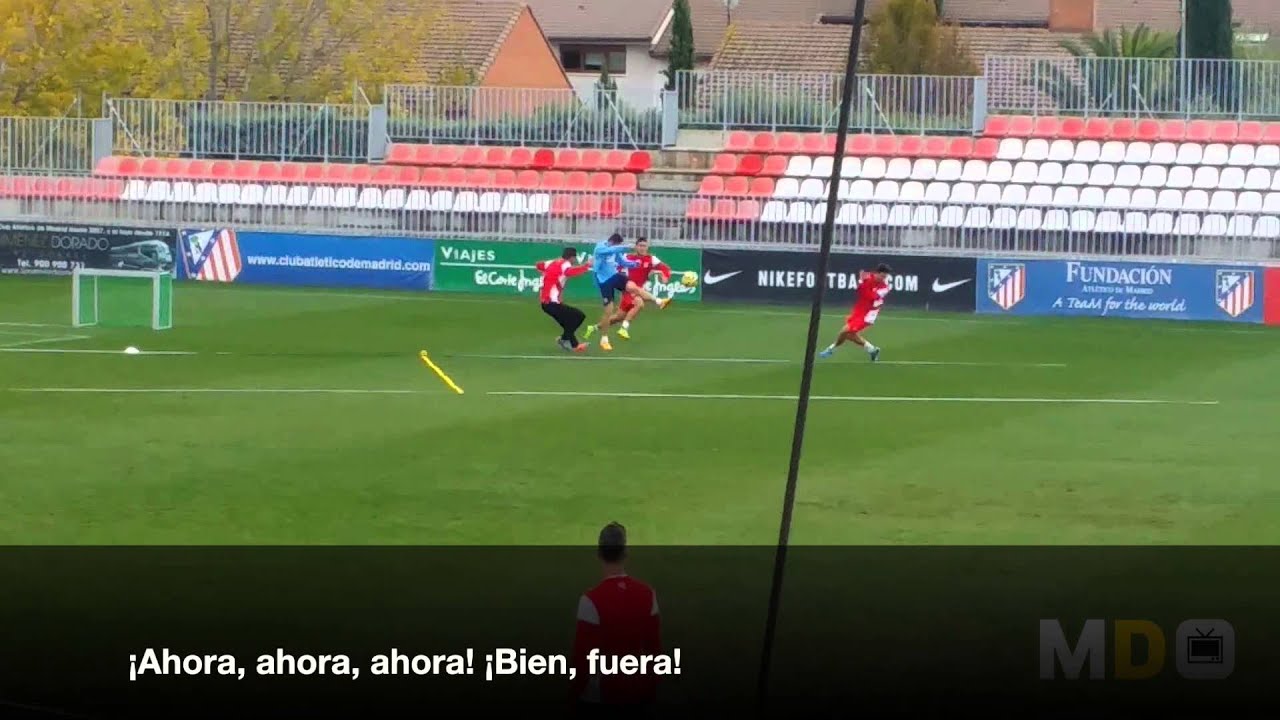 Clase magistral de Simeone a Siqueira y Gámez