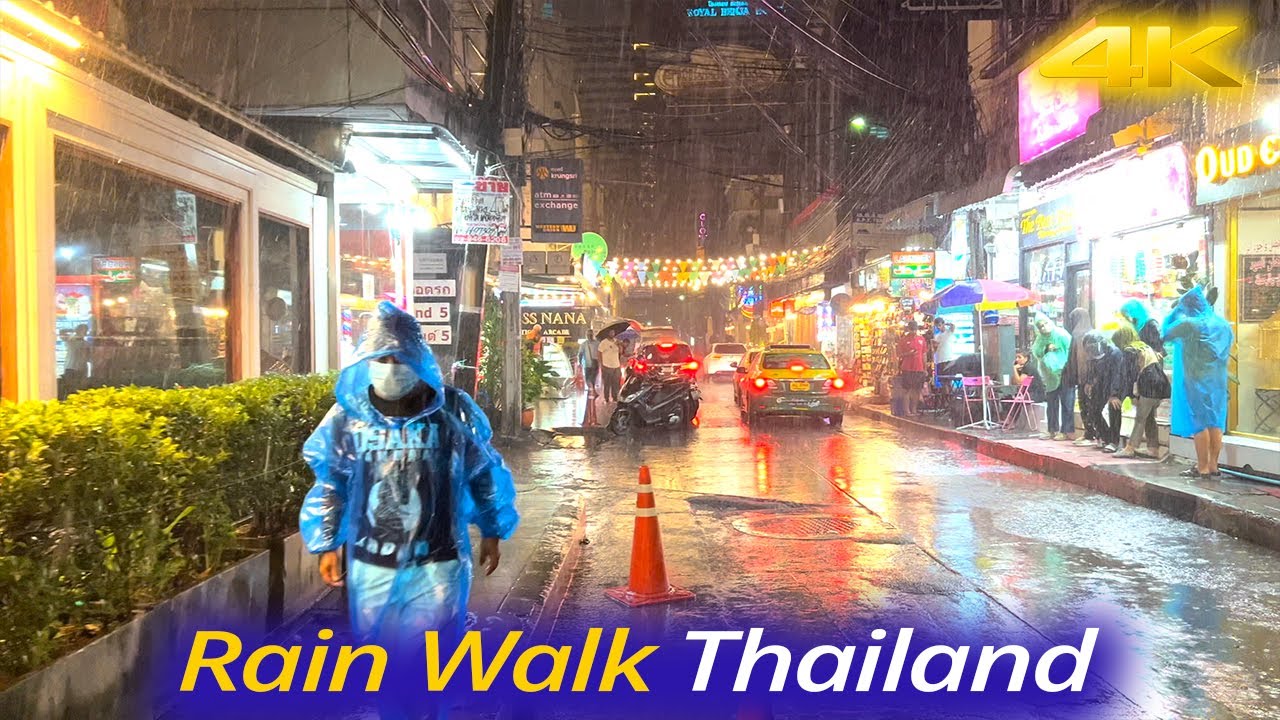 4K HDR 🇹🇭Night Walk in the Rain around Nana station in Bangkok, Thailand