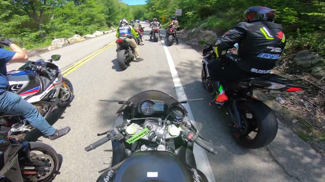 BEAR MOUNTAIN TWISTIES MORE THAN 30 BIKES!!! WITH FASTAFBOIS NEW YORK.