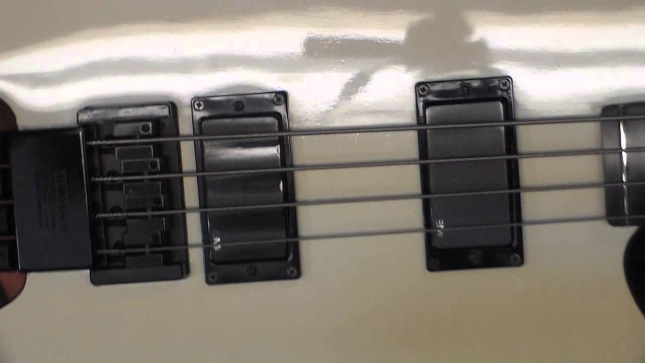 Apresenta&ccedil;&atilde;o de Trabalho Contra Baixo STEINBERGER Luthier  BH