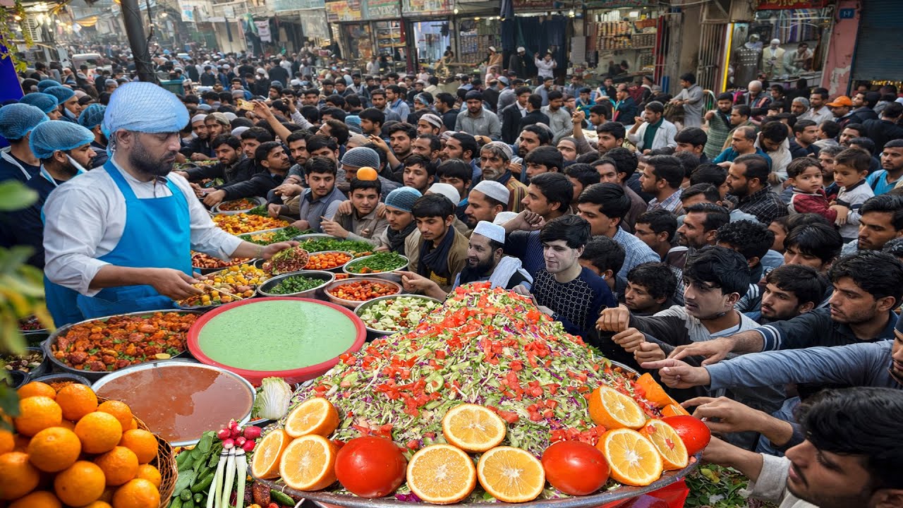 Cheap Street Food in Afghanistan 🇦🇫 | Massive Crowd!