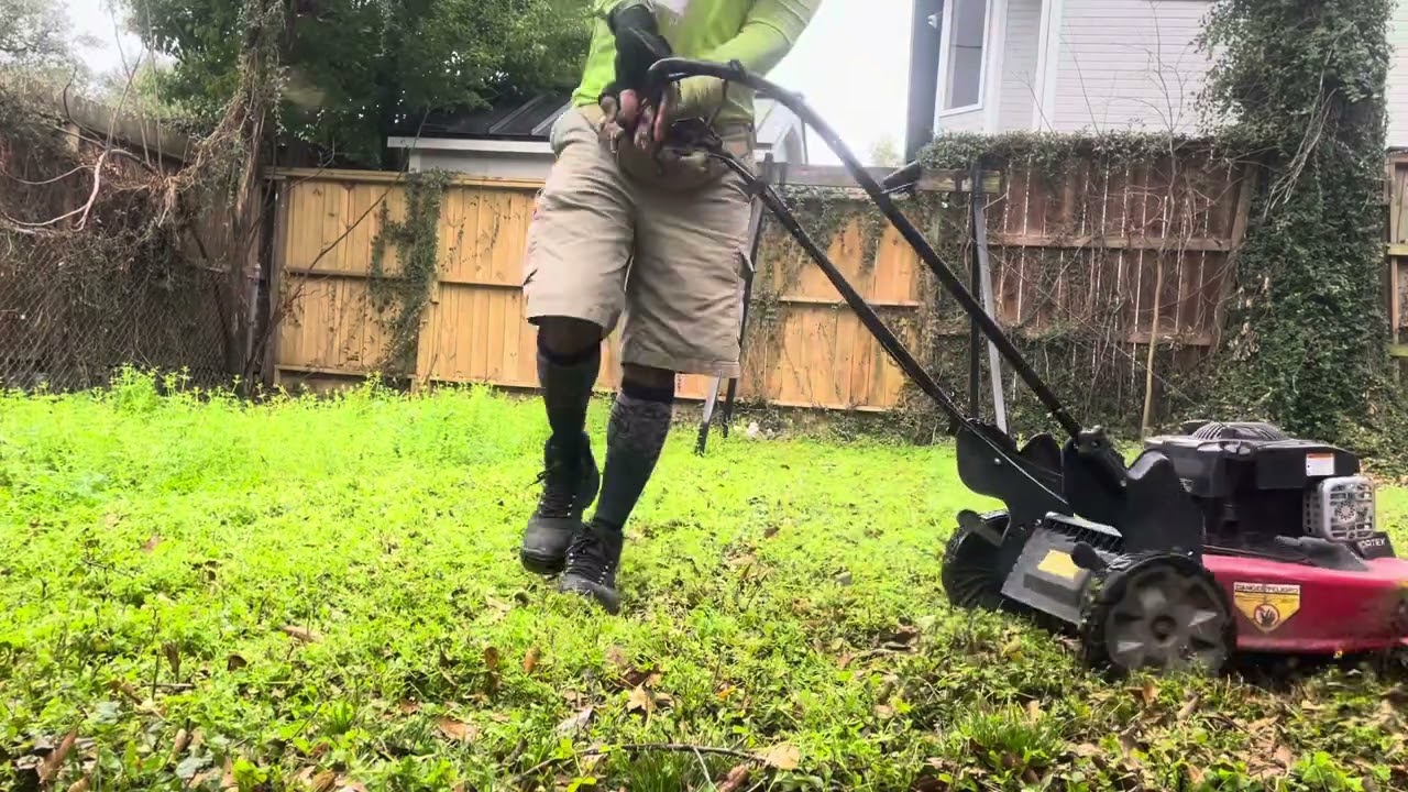 Mowing down tall weeds 👍🏽😎👌🏾