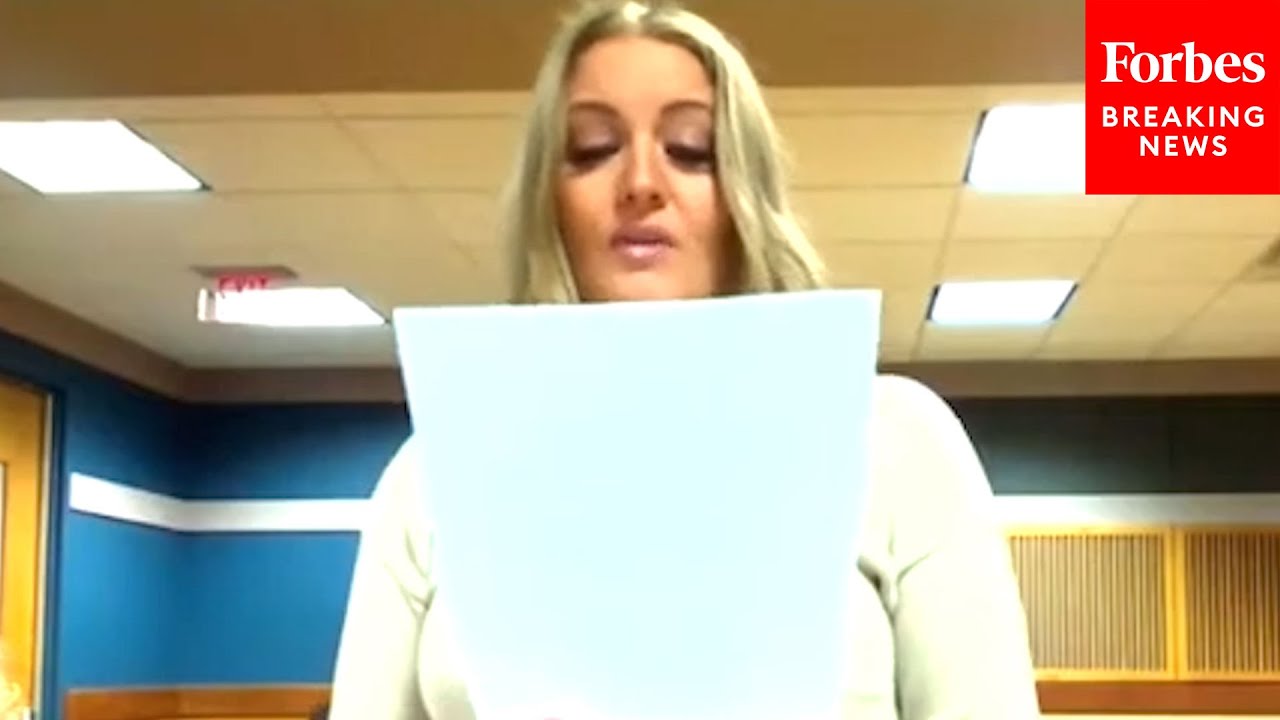 JUST IN: Former Trump Attorney Jenna Ellis Get Emotional Reading Statement After Accepting Plea Deal