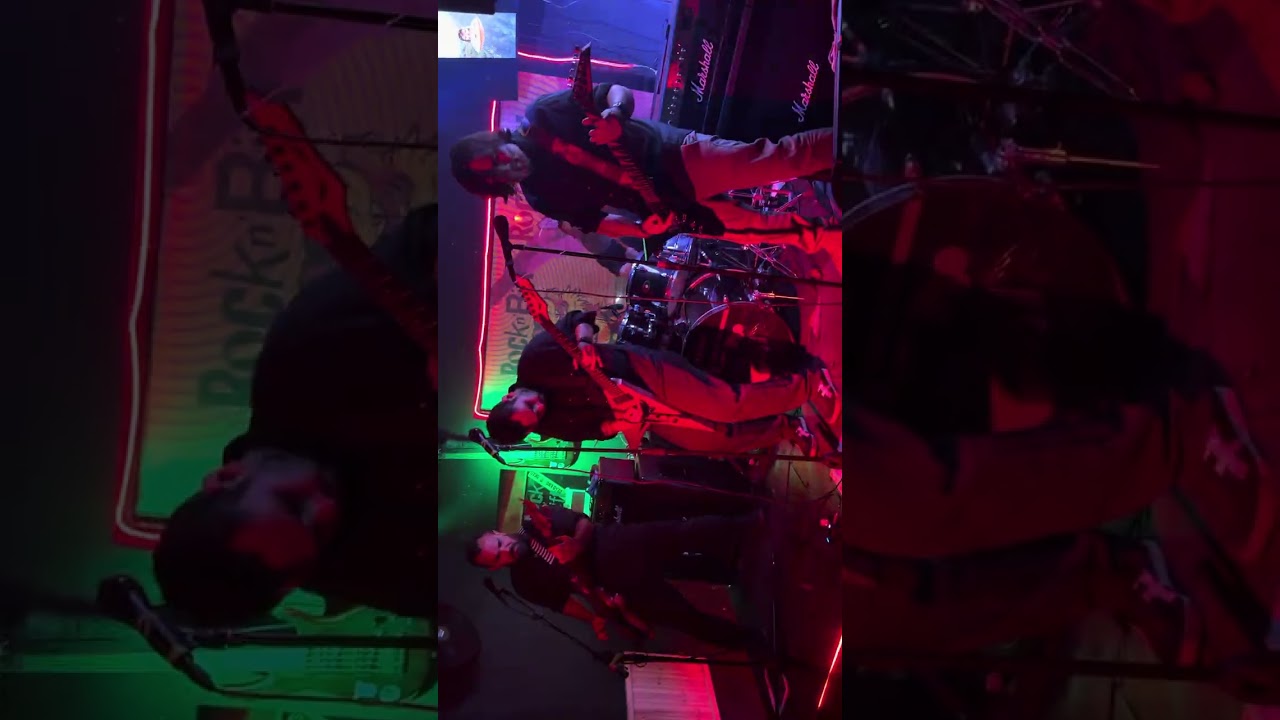 Lucrecia - Valencia - Megadeth 3