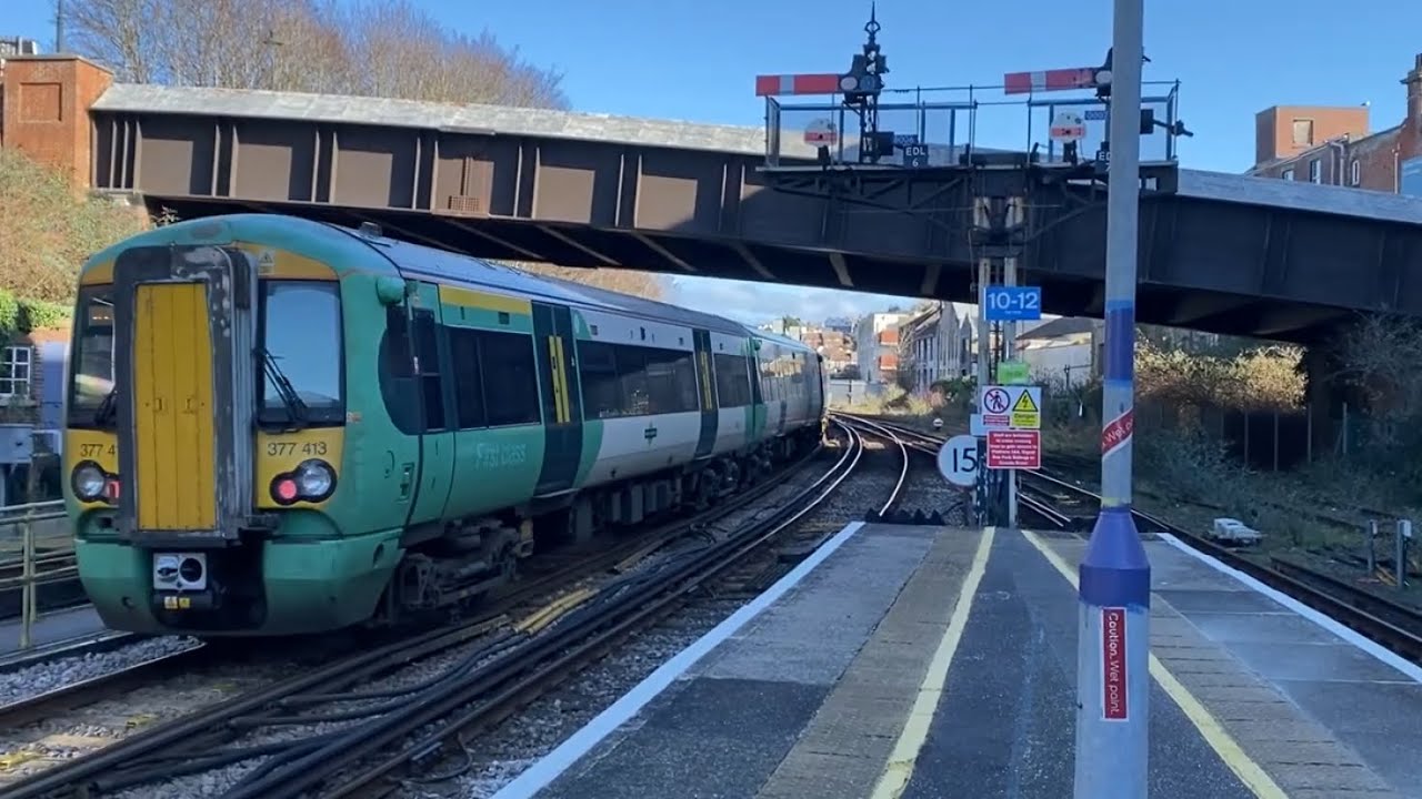 Southern 377414 - 377413 Seen Departing Out Of Hastings Heading For Ore