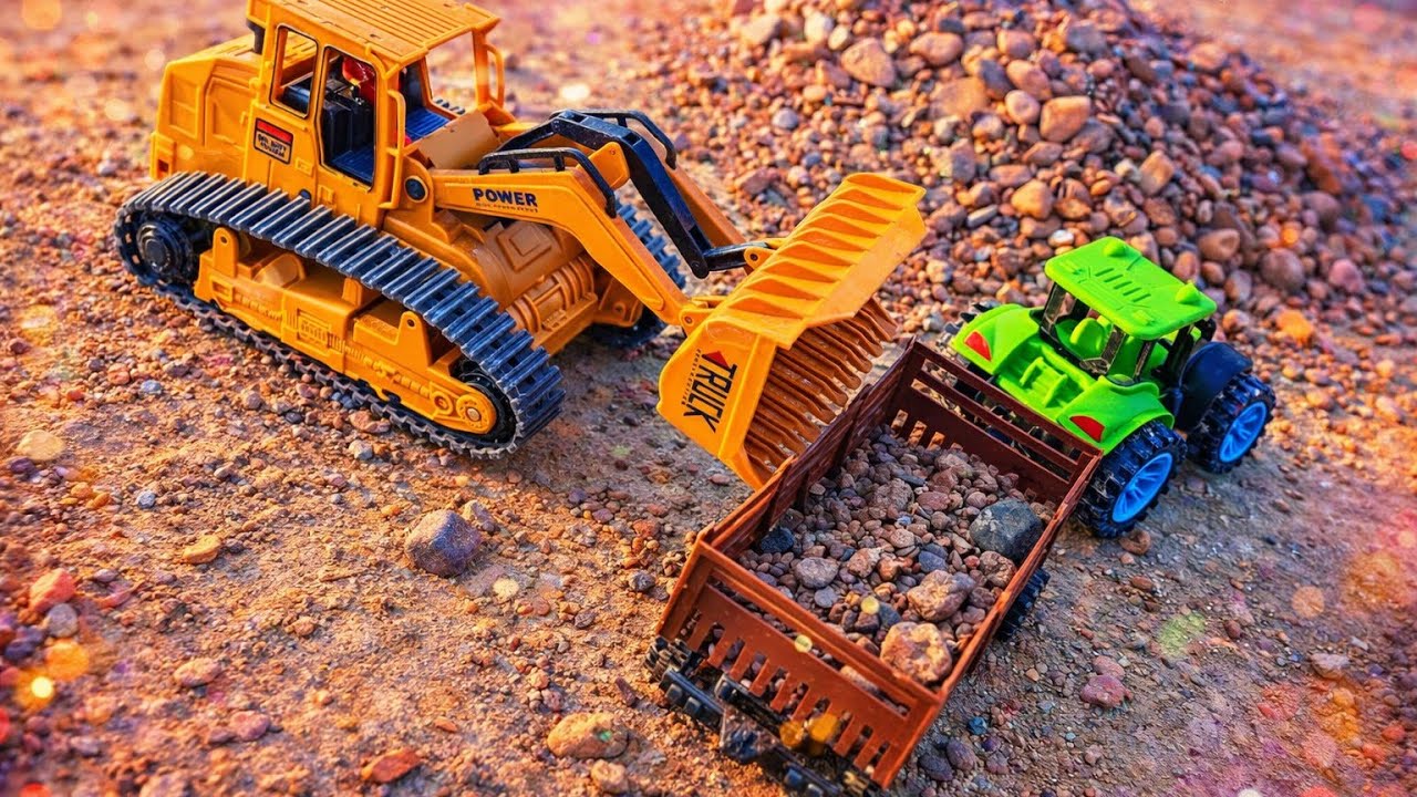 Pathar loading tractor or TATA truck loading and Mahindra tractor loading JCB loader #@SSMinitruck 