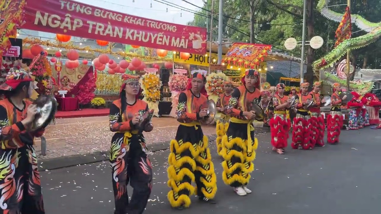 ngày 12 tháng 2, 2026
