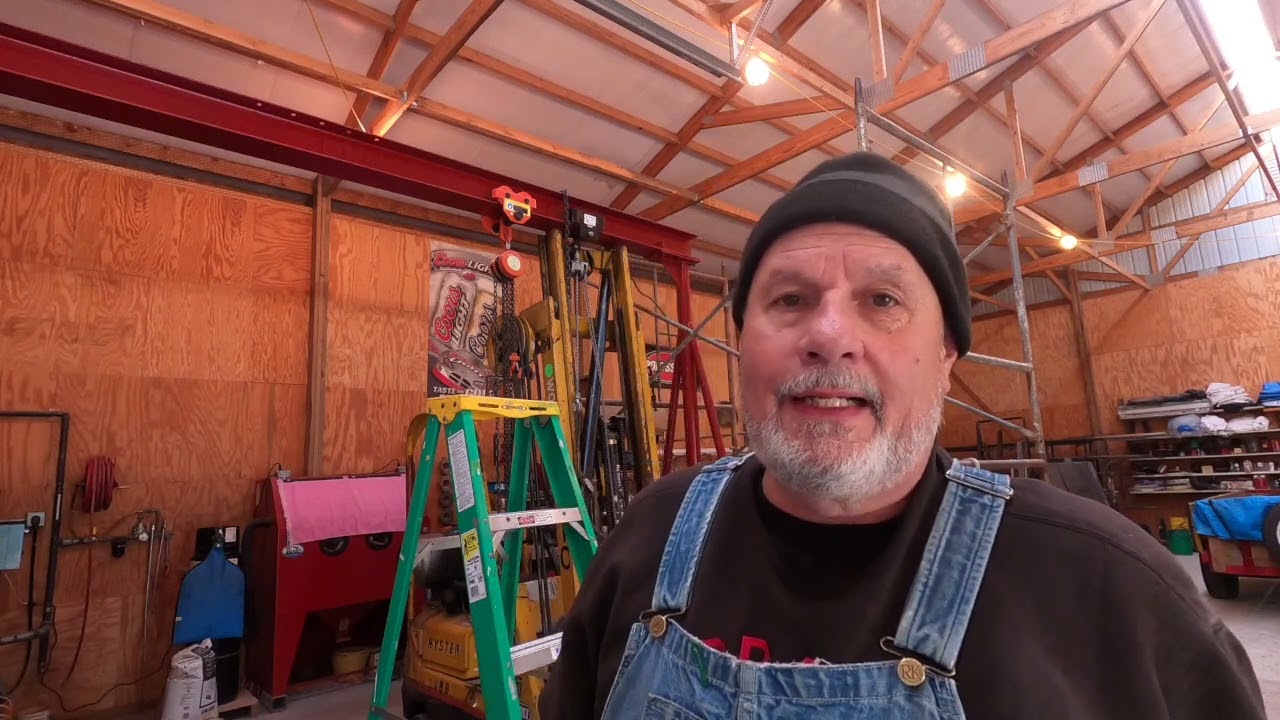 REPAIR FORKLIFT CYLINDER