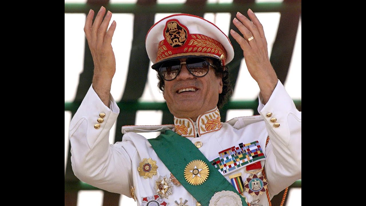 من أرشيف الراديو: صوت أفريقيا من الجماهيرية العظمى نشرة الأخبار 2003م  Voice of Africa from Libya