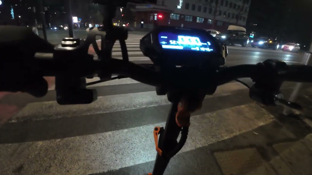 KuKirin G2 MAX night ride. (Ljubljana edition)