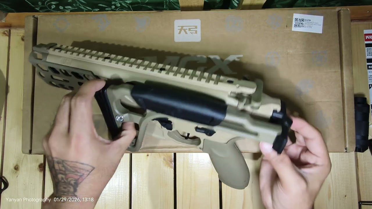 Unboxing of TG SIG MCX Gel Blaster 