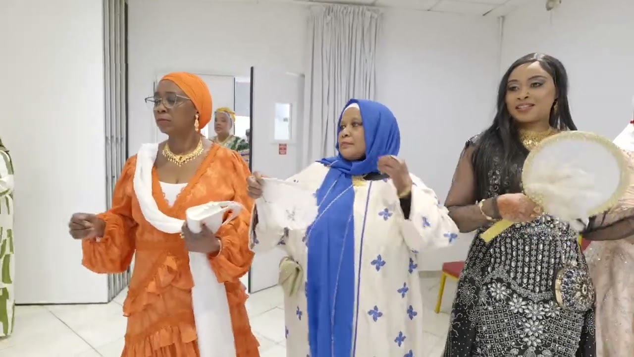 Oukoumbi Azali et Natacha Nice