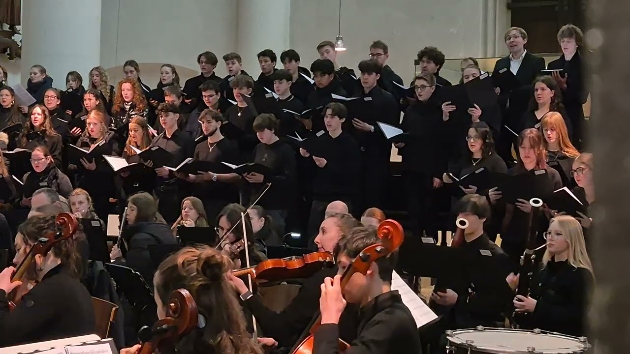 Kyrie -  Missa Sancta No. 2 in G-Dur, Op. 76 - 