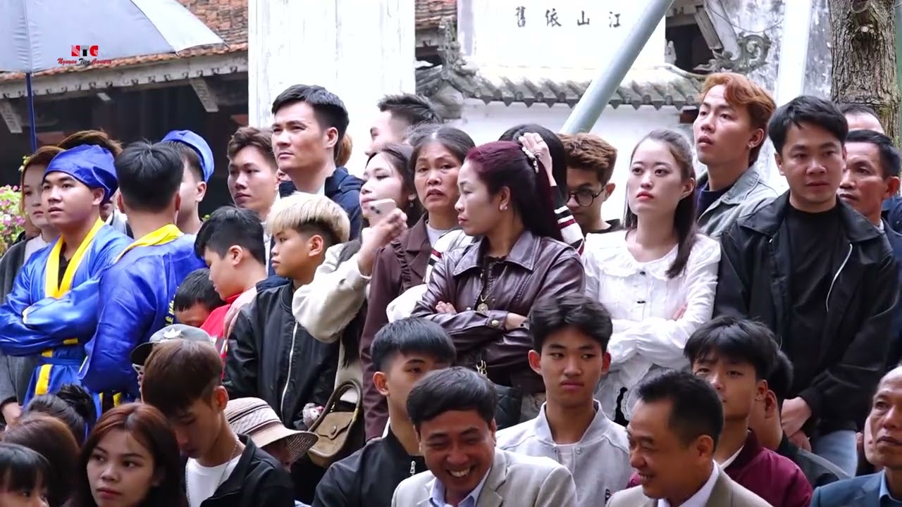 VĂN NGHỆ CHÀO MỪNG LỄ HỘI TRUYỀN THỐNG TỪ VÂN, XÃ CHƯƠNG DƯƠNG