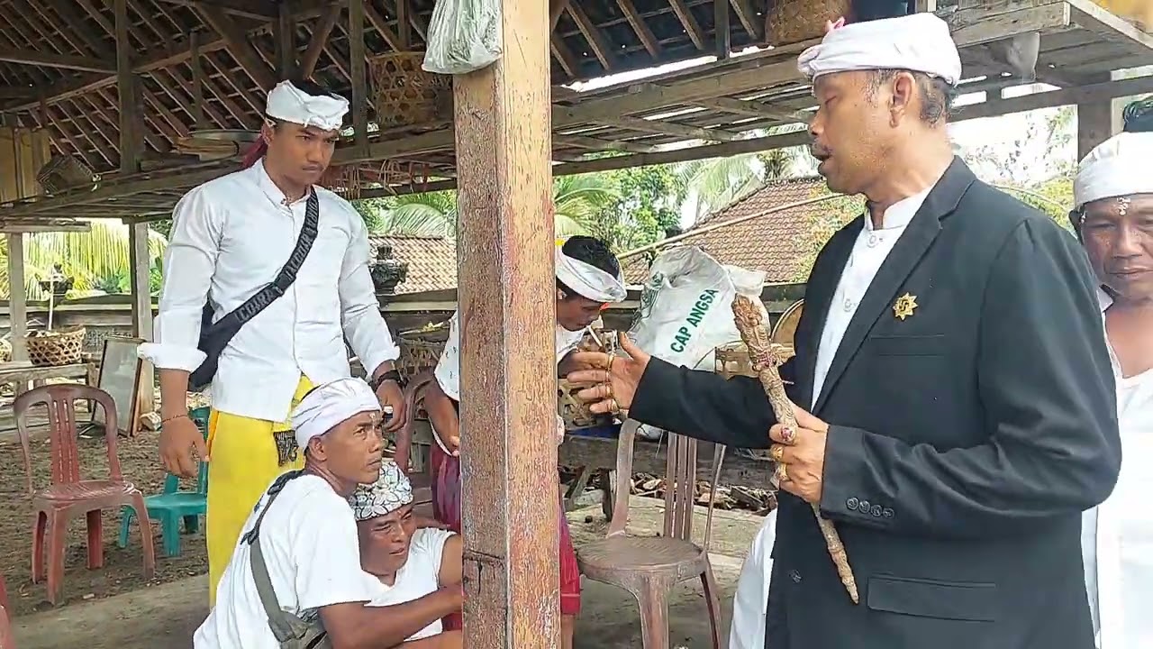 Dokumentasi Nyanjan Mangku Pura Desa