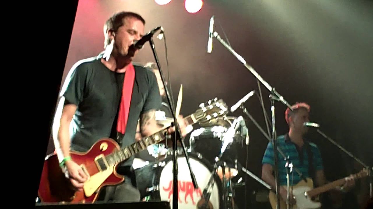 Cadena Perpetua - Palido y Oscuro (Auditorio Sur -12/1/13)