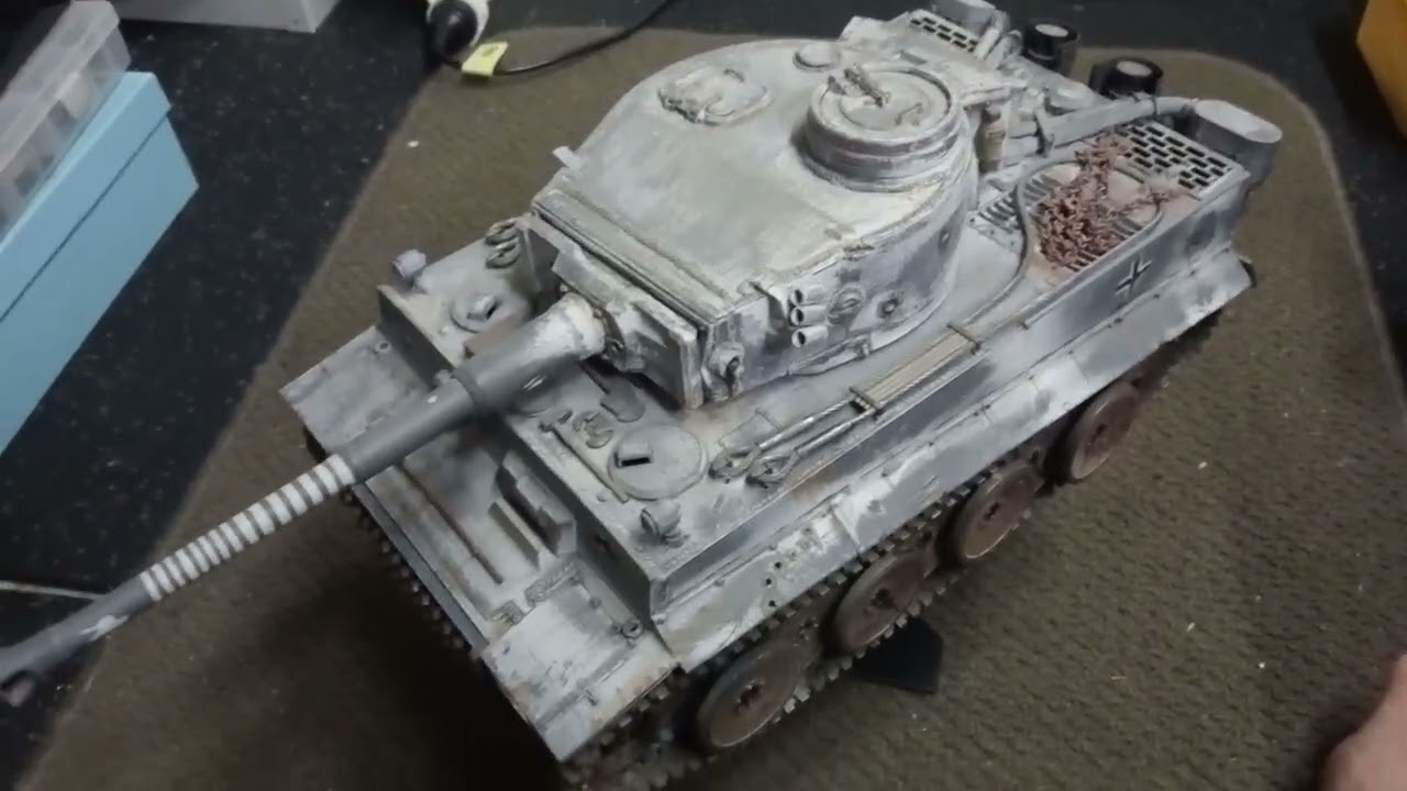 Henglong Tiger Tank RC tank