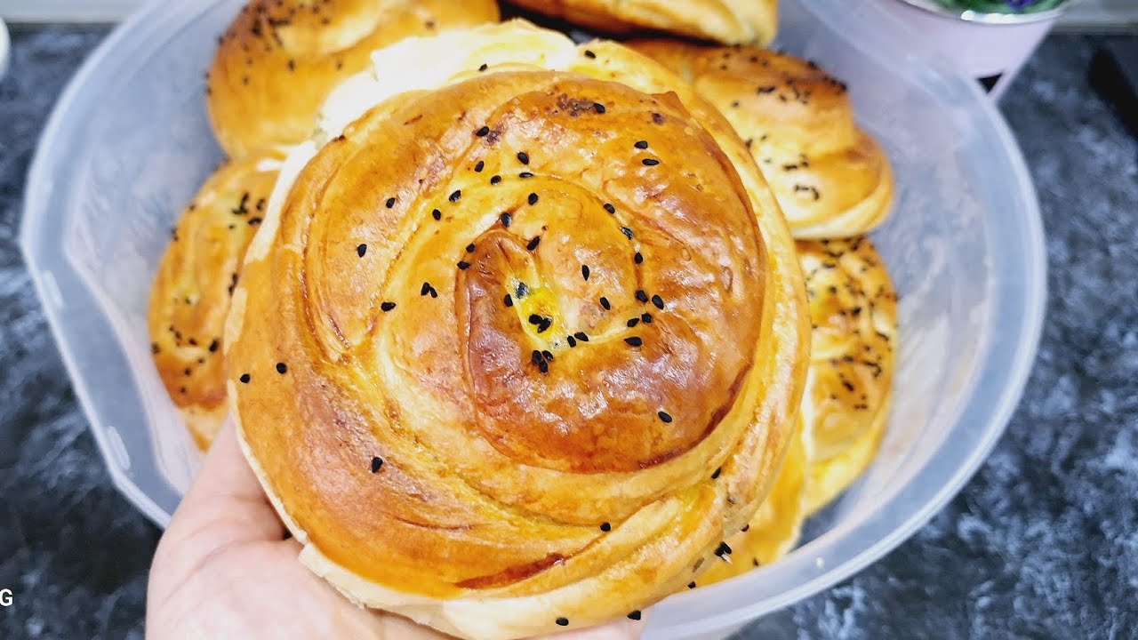 Layered Bun with Cottage Cheese#homemade#cottagrbun#kesfet#layeredpastry#bakinglove#kesmik#lorpeynir